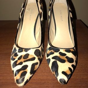 Nine West cheetah print pumps